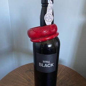 Splendette bangle stack in red